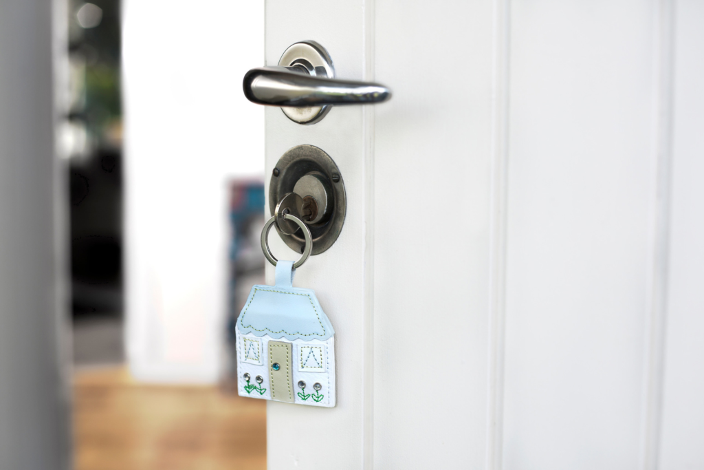 Keys in the front door of a home representing the Las Vegas home buying process
